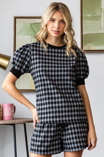 Contrast Checked Top