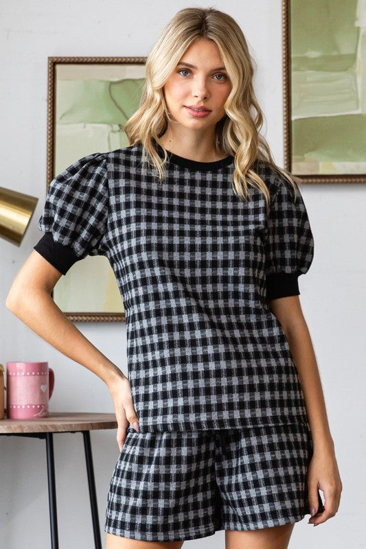 Contrast Checked Top