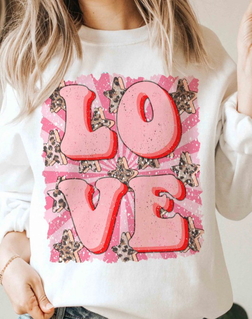(Final Sale) Leopard Love Graphic Sweatshirt