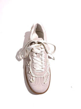 Live In Sneaker