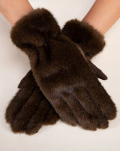 Fur the love of gloves