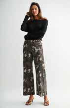 Camo in Line Cargo Pants