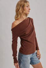 Afterglow Off-Shoulder Top