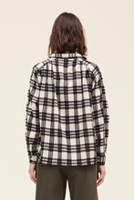 Minimal Plaid Button-Up