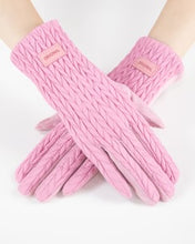 Cozy Twist Glove