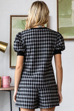 Contrast Checked Top