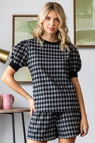 Contrast Checked Top