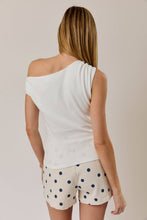 Effortless Edge Top