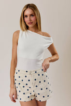 Effortless Edge Top